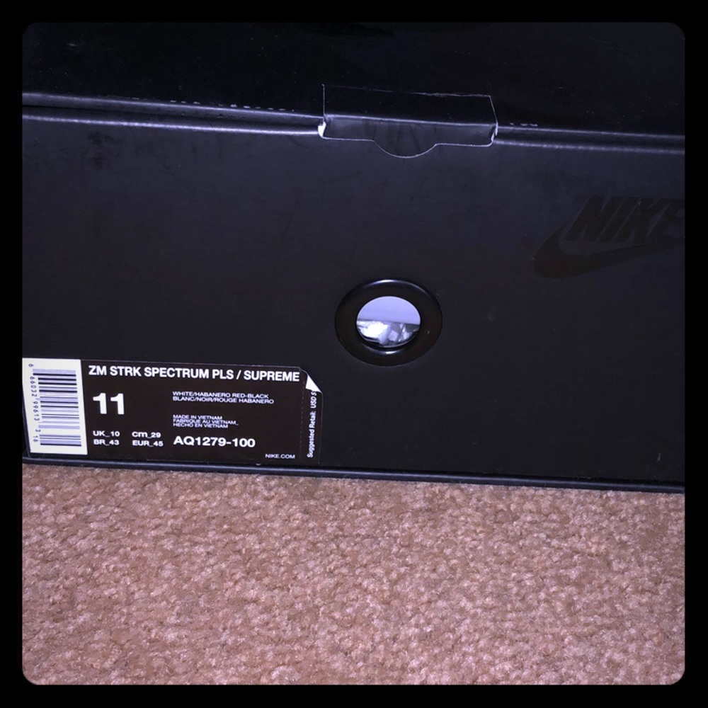 Supreme Nike spectrum 🔥🔥